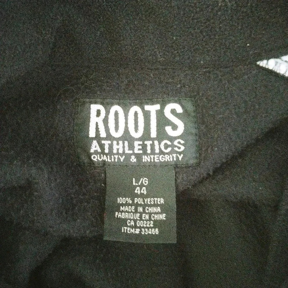 Roots Athletics  Fleece Sweater, Half Zip, L/44 - Picture 7 of 7